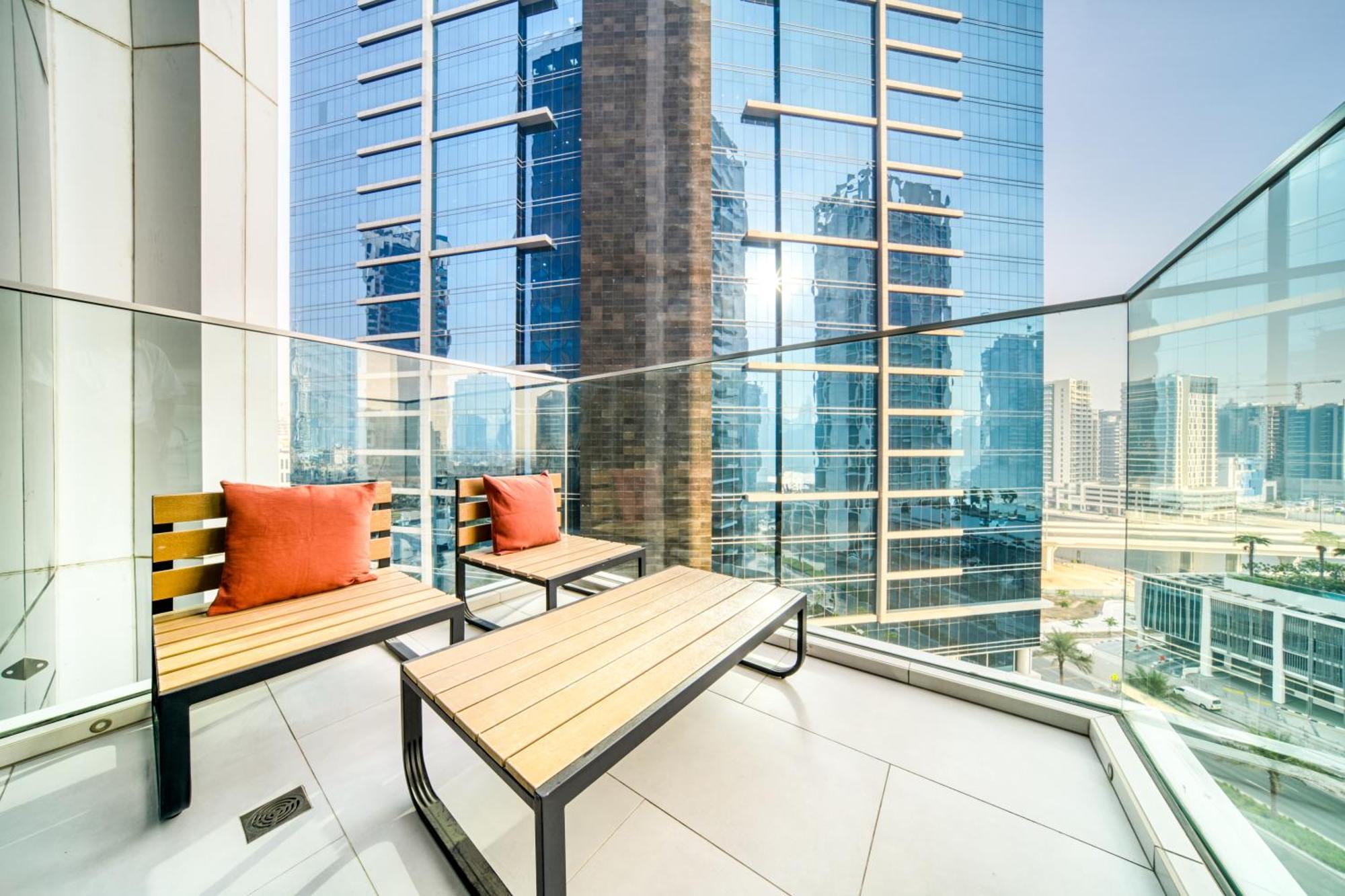 Luxury Studios With Burj Khalifa Or Canal View In Downtown - Marquise Square Tower ดูไบ ภายนอก รูปภาพ